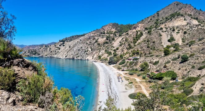 Cala del Cañuelo Maro