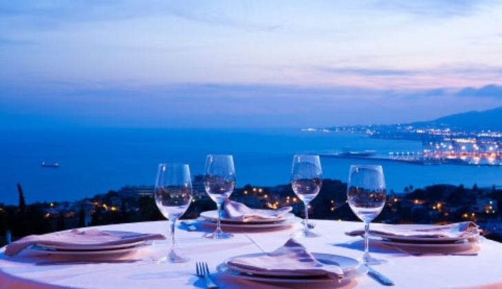  Romantic dinner in Malaga capital 