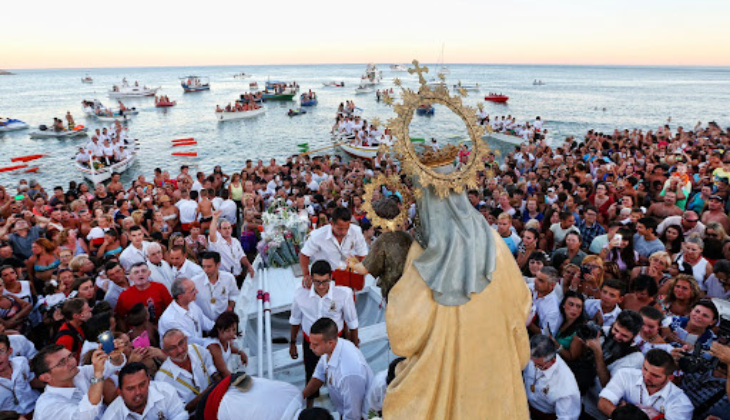 virgen del carmen procession in malaga 